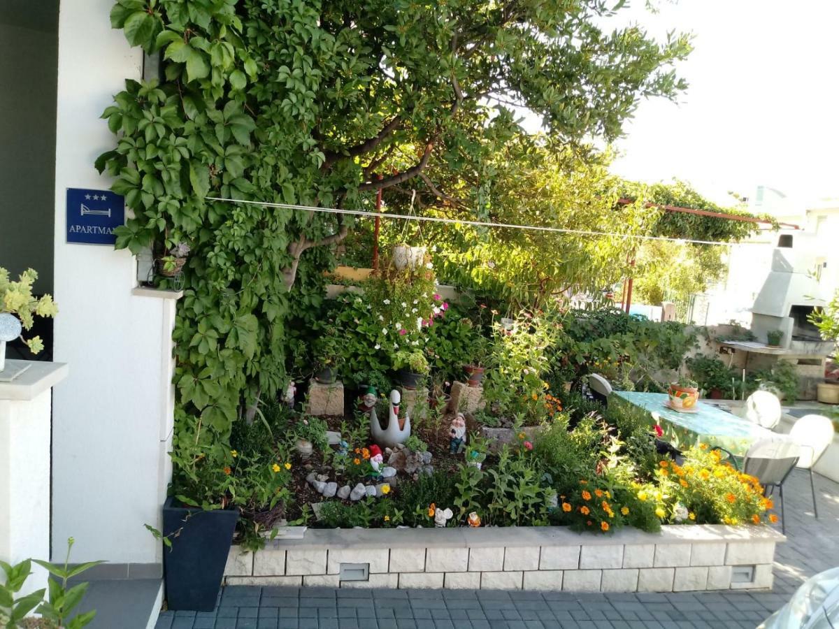 Apartments Centar - Mirjana Makarska Esterno foto