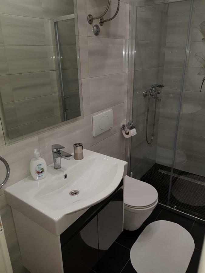 Apartments Centar - Mirjana Makarska Esterno foto